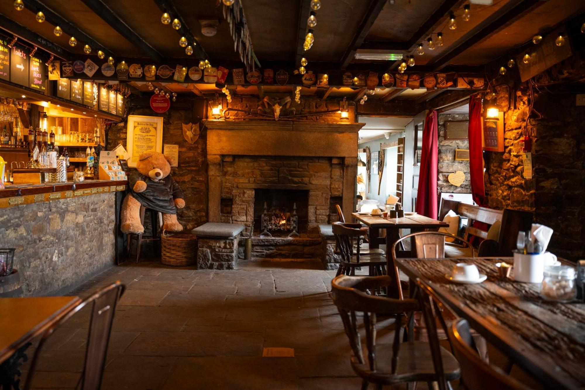 The Tan Hill Inn Keld Buitenkant foto