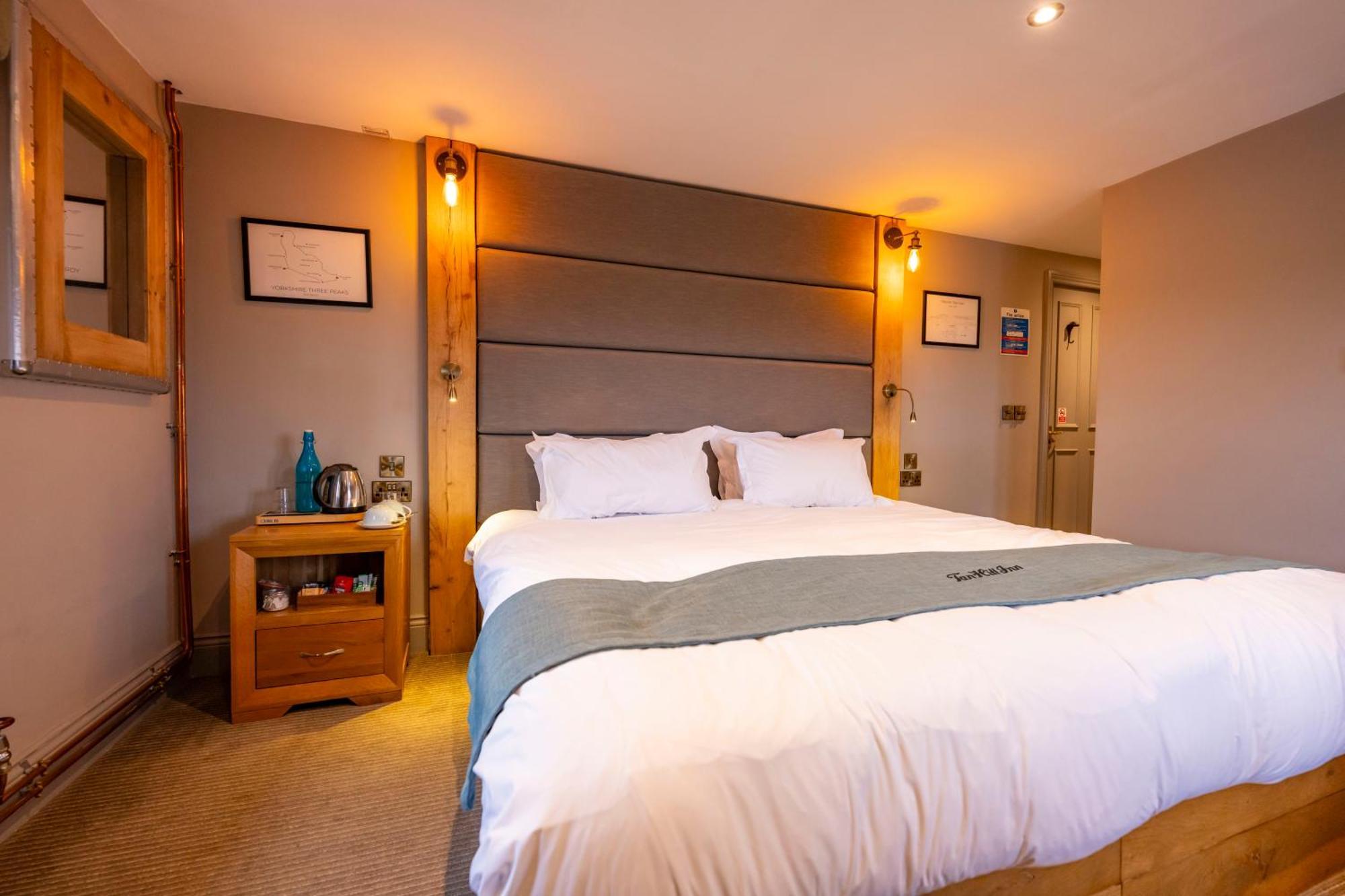 The Tan Hill Inn Keld Buitenkant foto