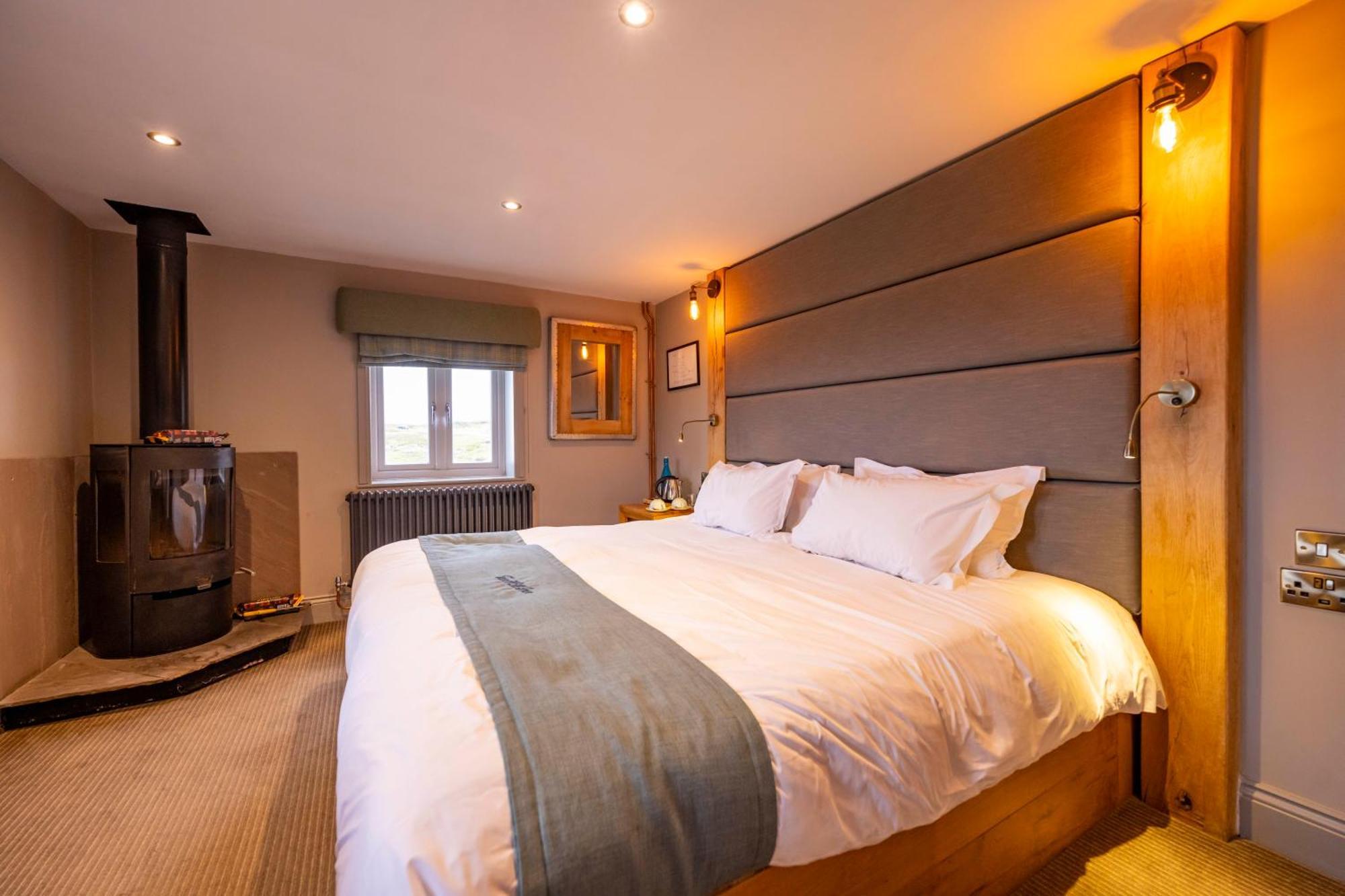 The Tan Hill Inn Keld Buitenkant foto